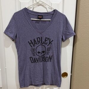 Harley-Davidson purple V-Neck Tee - size small (see measurements)